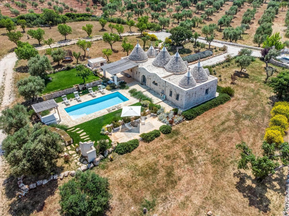 Trulli Gianpaolo - Luxury Villa Остуни Экстерьер фото
