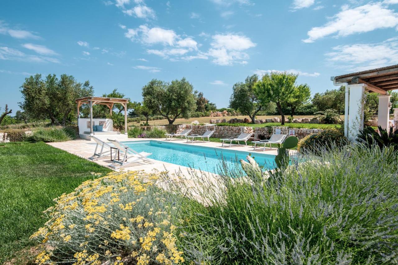 Trulli Gianpaolo - Luxury Villa Остуни Экстерьер фото