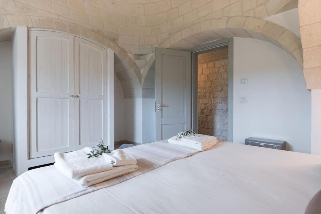 Trulli Gianpaolo - Luxury Villa Остуни Экстерьер фото