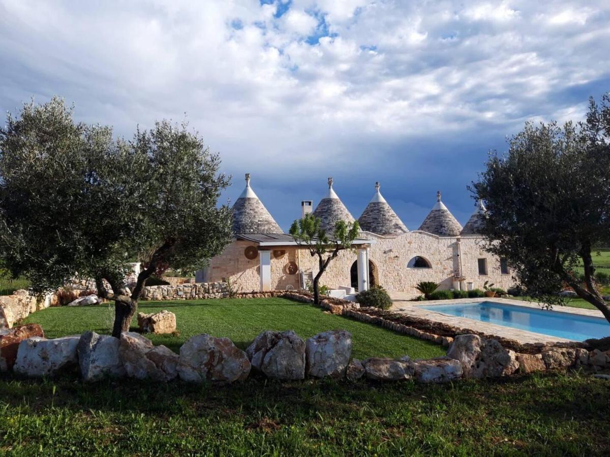 Trulli Gianpaolo - Luxury Villa Остуни Экстерьер фото